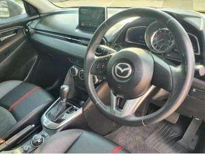 Mazda 2  1.3 High Sport 5 ประตู ปี 2016 สีเทาดำ รูปที่ 4